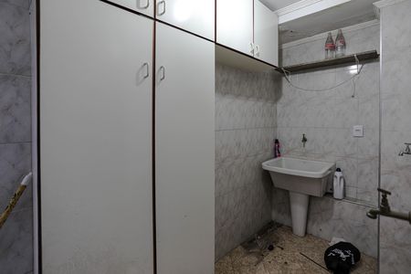 Apartamento para alugar com 125m², 3 quartos e 2 vagas Apartamento para alugar com 125m², 3 quartos e 2 vagasÁrea de Serviço