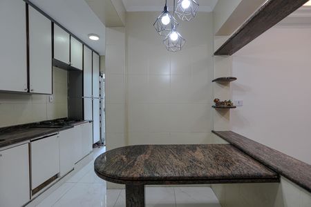 Apartamento para alugar com 125m², 3 quartos e 2 vagas Apartamento para alugar com 125m², 3 quartos e 2 vagasCozinha