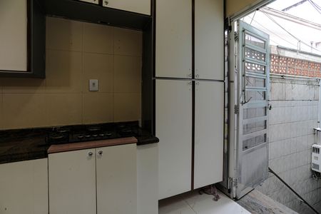 Apartamento para alugar com 125m², 3 quartos e 2 vagas Apartamento para alugar com 125m², 3 quartos e 2 vagasCozinha