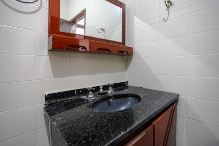Apartamento para alugar com 125m², 3 quartos e 2 vagas Apartamento para alugar com 125m², 3 quartos e 2 vagasBanheiro