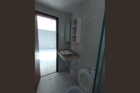 Banheiro de apartamento à venda com 2 quartos, 60m² em Curicica, Rio de Janeiro