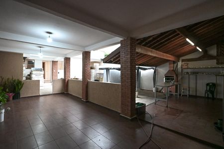 Casa à venda com 280m², 4 quartos e 5 vagasÁrea comum