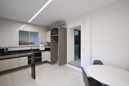 Cozinha de casa à venda com 4 quartos, 280m² em Jardim Umarizal, São Paulo