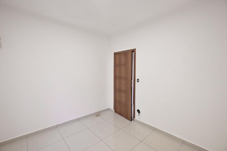 Casa à venda com 280m², 4 quartos e 5 vagasQuarto 2