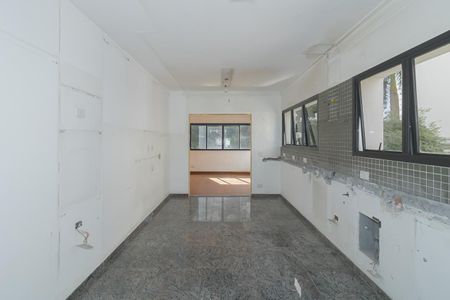 Cozinha de apartamento à venda com 4 quartos, 165m² em Indianópolis, São Paulo