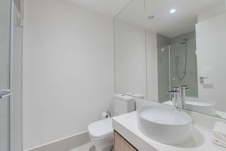 Studio para alugar com 25m², 1 quarto e sem vaga Studio para alugar com 25m², 1 quarto e sem vagaBanheiro