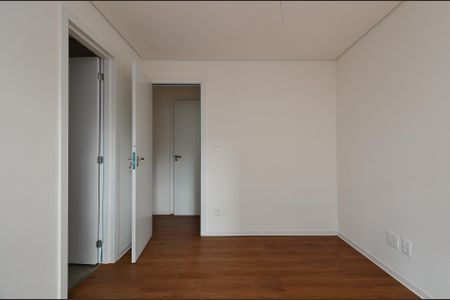 Apartamento à venda com 105m², 3 quartos e 2 vagasSuíte 1