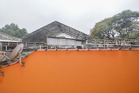 Casa à venda com 243m², 2 quartos e 2 vagas Casa à venda com 243m², 2 quartos e 2 vagasVista do Quarto 2