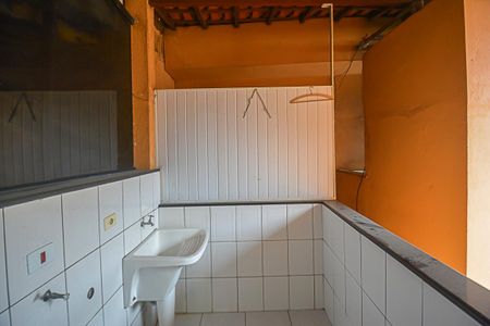 Casa à venda com 243m², 2 quartos e 2 vagas Casa à venda com 243m², 2 quartos e 2 vagasÁrea de Serviço
