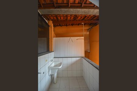 Casa à venda com 243m², 2 quartos e 2 vagas Casa à venda com 243m², 2 quartos e 2 vagasÁrea de Serviço
