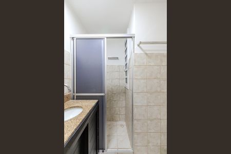 Banheiro de kitnet/studio para alugar com 1 quarto, 29m² em Menino Deus, Porto Alegre