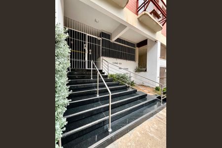 Studio à venda com 50m², 1 quarto e 1 vaga Studio à venda com 50m², 1 quarto e 1 vagaFachada e portaria