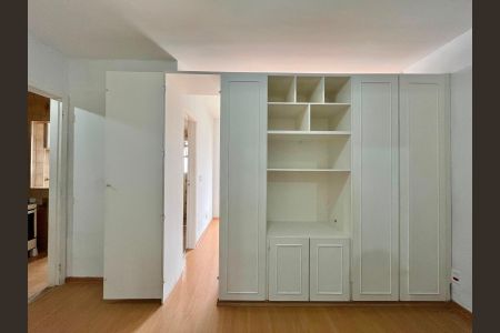 Studio à venda com 50m², 1 quarto e 1 vaga Studio à venda com 50m², 1 quarto e 1 vagaSala
