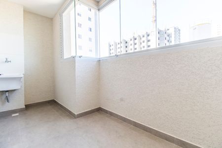 Apartamento para alugar com 40m², 2 quartos e 1 vagaVaranda
