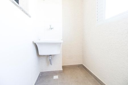 Apartamento para alugar com 40m², 2 quartos e 1 vagaÁrea de Serviço