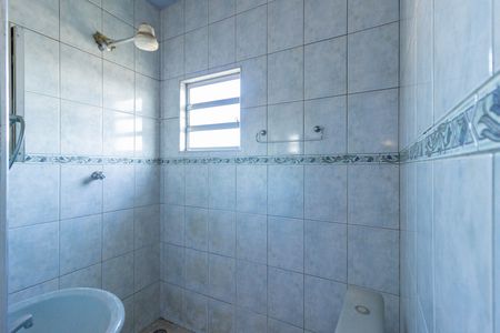 Casa à venda com 110m², 5 quartos e 2 vagasBanheiro Quarto Superior