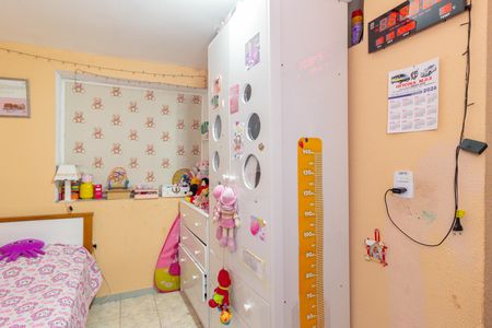 Casa à venda com 110m², 5 quartos e 2 vagasQuarto 1