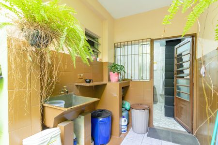 Casa à venda com 110m², 5 quartos e 2 vagasLavanderia