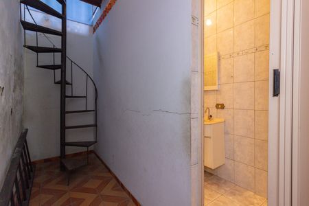 Casa à venda com 110m², 5 quartos e 2 vagasCorredor