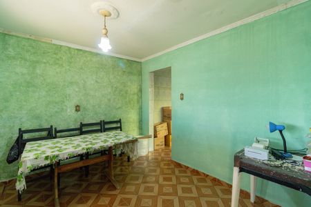 Casa à venda com 110m², 5 quartos e 2 vagasEntrada Cômodo Superior