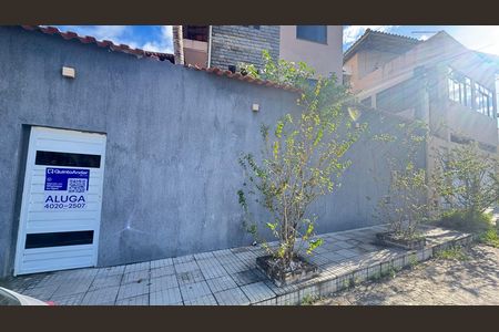 Casa para alugar com 89m², 2 quartos e sem vaga Casa para alugar com 89m², 2 quartos e sem vagaFachada