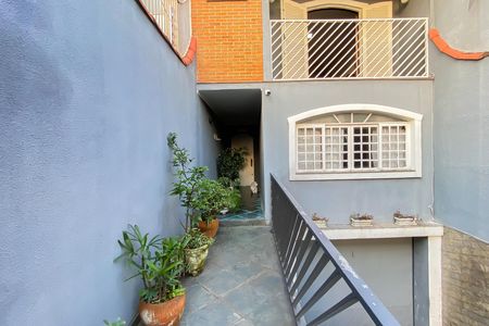 Casa para alugar com 285m², 3 quartos e 5 vagas Casa para alugar com 285m², 3 quartos e 5 vagasEntrada