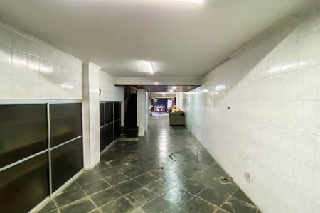 Casa para alugar com 285m², 3 quartos e 5 vagas Casa para alugar com 285m², 3 quartos e 5 vagasGaragem