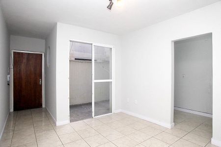 Sala de apartamento para alugar com 2 quartos, 97m² em Farroupilha, Porto Alegre
