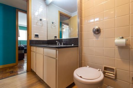 Apartamento à venda com 87m², 2 quartos e 1 vaga Apartamento à venda com 87m², 2 quartos e 1 vagaBanheiro