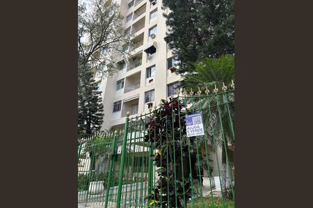 Apartamento à venda com 64m², 2 quartos e 1 vaga
