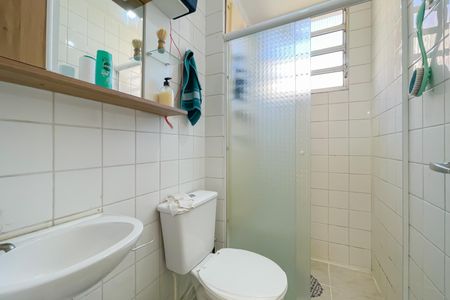 Apartamento para alugar com 65m², 2 quartos e 1 vaga Apartamento para alugar com 65m², 2 quartos e 1 vagaBanheiro