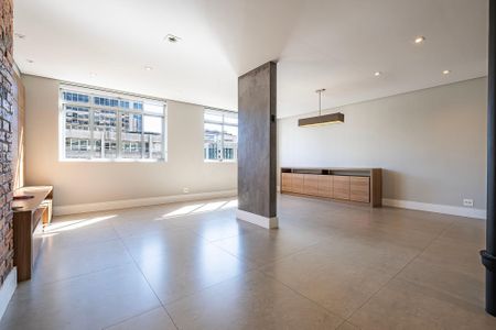 Apartamento para alugar com 115m², 2 quartos e 1 vaga Apartamento para alugar com 115m², 2 quartos e 1 vagaSala/Cozinha