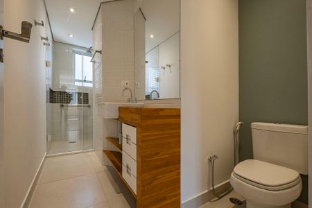 Apartamento para alugar com 115m², 2 quartos e 1 vaga Apartamento para alugar com 115m², 2 quartos e 1 vagaBanheiro