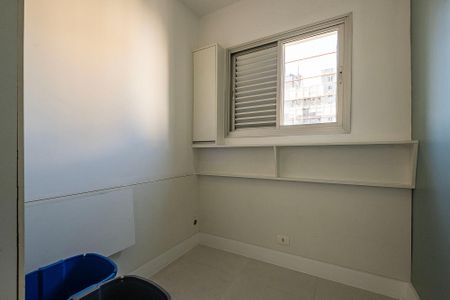 Apartamento para alugar com 115m², 2 quartos e 1 vaga Apartamento para alugar com 115m², 2 quartos e 1 vagaÁrea de Serviço - Quarto