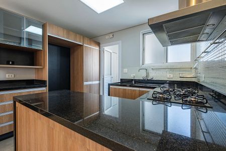 Apartamento para alugar com 115m², 2 quartos e 1 vaga Apartamento para alugar com 115m², 2 quartos e 1 vagaSala/Cozinha