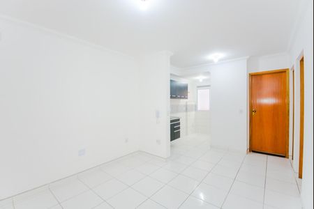 Sala de apartamento para alugar com 2 quartos, 48m² em Vila Nova Bonsucesso, Guarulhos