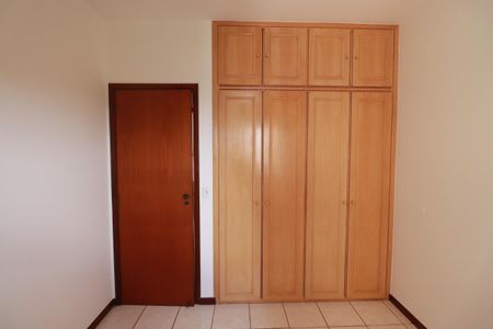 Apartamento para alugar com 91m², 3 quartos e 2 vagasQuarto 2