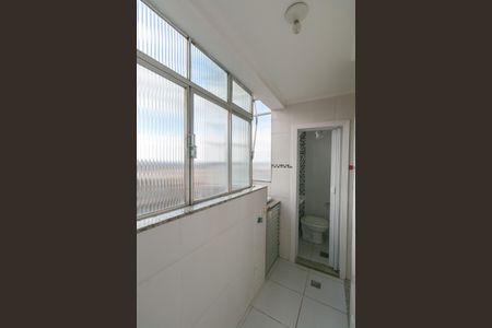 Apartamento à venda com 68m², 2 quartos e 1 vaga