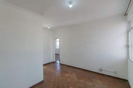 Apartamento à venda com 68m², 2 quartos e 1 vaga