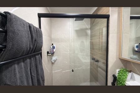 Apartamento à venda com 57m², 2 quartos e 1 vaga Apartamento à venda com 57m², 2 quartos e 1 vagaBanheiro da Suíte