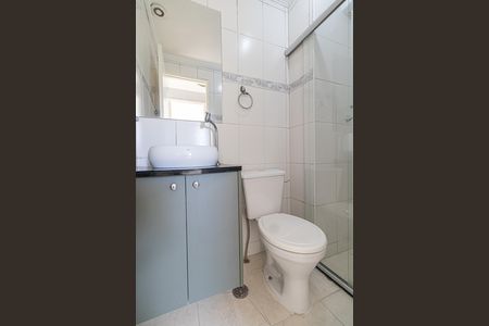 Banheiro de apartamento para alugar com 2 quartos, 40m² em Vila Talarico, São Paulo