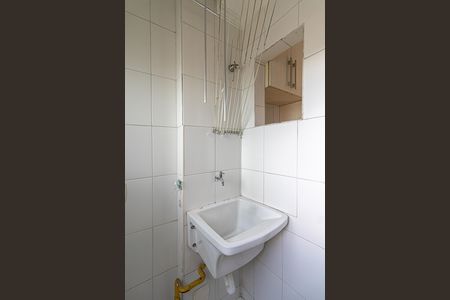 Apartamento à venda com 40m², 2 quartos e sem vaga Apartamento à venda com 40m², 2 quartos e sem vagaCozinha e Área de Serviço