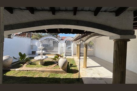 Vista da Sala de casa para alugar com 4 quartos, 320m² em Parque Taquaral, Campinas
