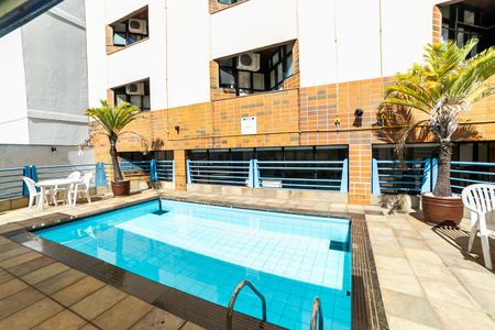 Apartamento para alugar com 37m², 1 quarto e sem vaga Apartamento para alugar com 37m², 1 quarto e sem vagaÁrea comum - Piscina
