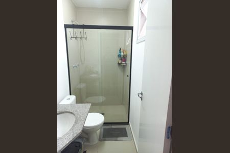 Apartamento à venda com 55m², 2 quartos e 1 vaga Apartamento à venda com 55m², 2 quartos e 1 vagaBanheiro