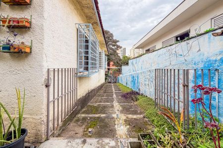 Casa para alugar com 150m², 2 quartos e 3 vagas Casa para alugar com 150m², 2 quartos e 3 vagasEntrada