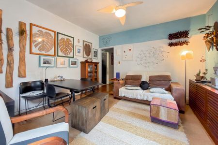 Casa para alugar com 150m², 2 quartos e 3 vagas Casa para alugar com 150m², 2 quartos e 3 vagasSala