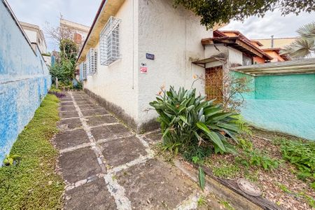 Casa para alugar com 150m², 2 quartos e 3 vagas Casa para alugar com 150m², 2 quartos e 3 vagasEntrada