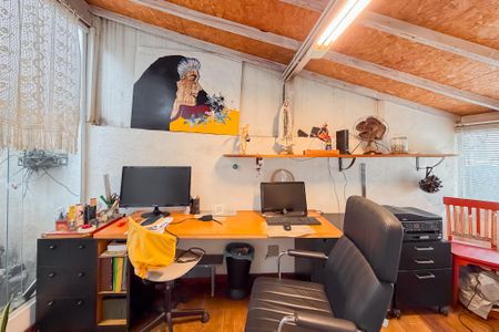 Casa para alugar com 150m², 2 quartos e 3 vagas Casa para alugar com 150m², 2 quartos e 3 vagasEscritório