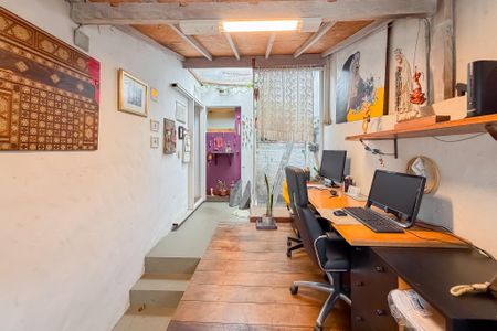 Casa para alugar com 150m², 2 quartos e 3 vagas Casa para alugar com 150m², 2 quartos e 3 vagasEscritório